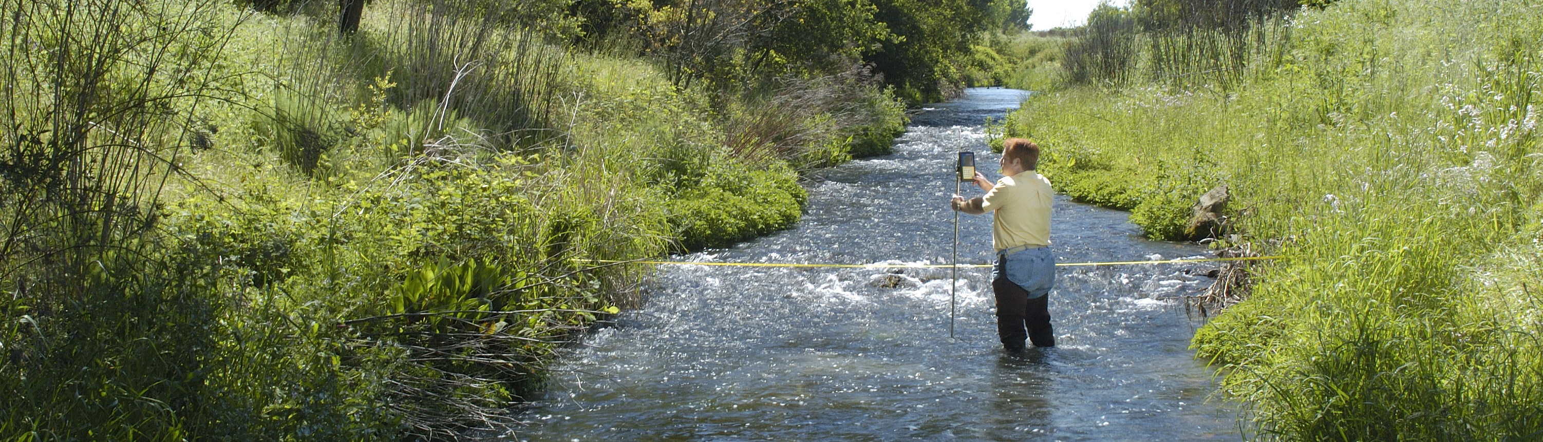 AquaCalc Pro Plus in Big Stream Wading Full Height